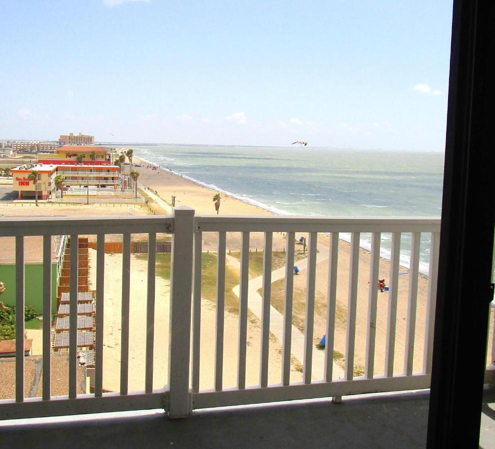 Doubletree By Hilton Corpus Christi Beachfront Exterior photo