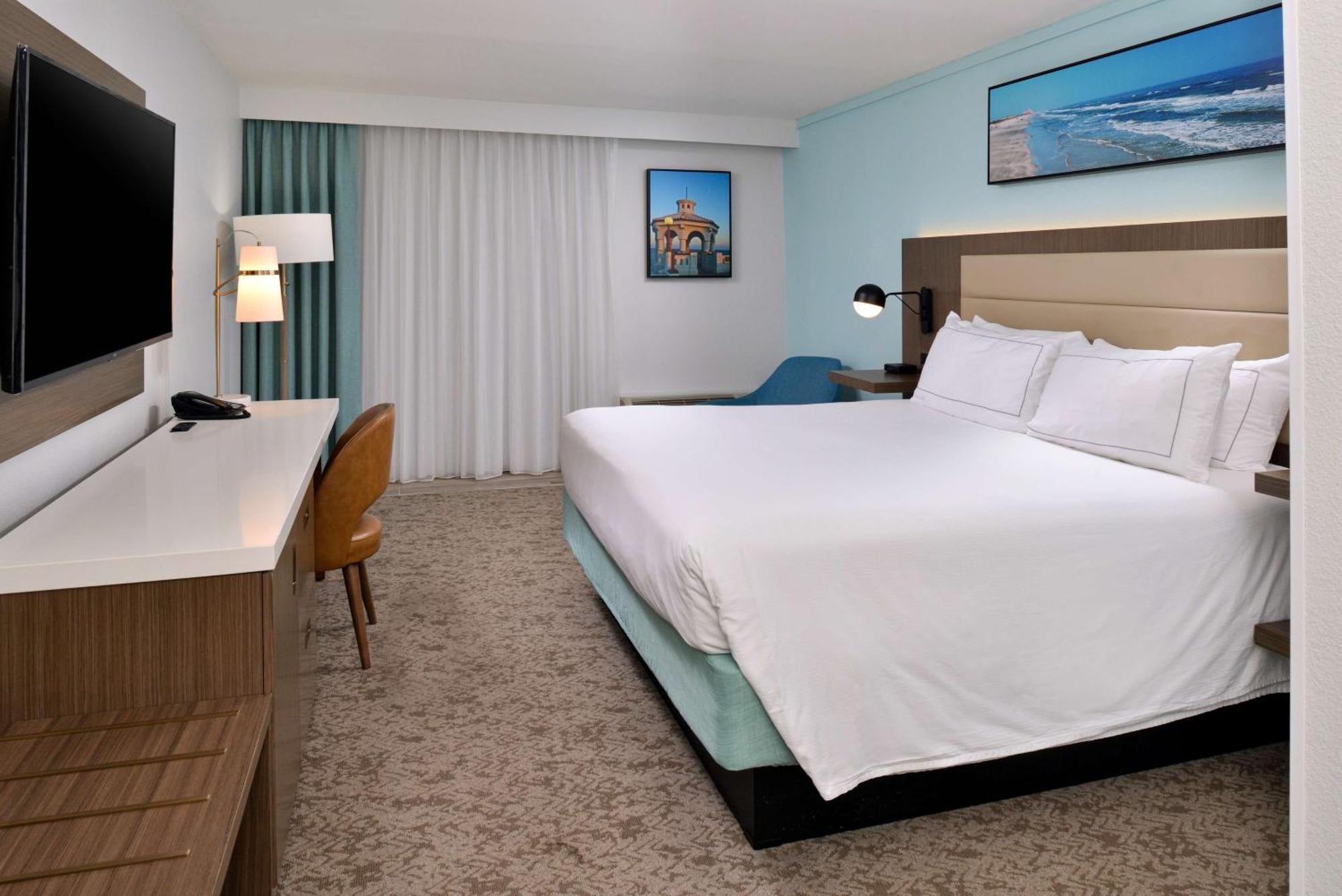 Doubletree By Hilton Corpus Christi Beachfront Exterior photo