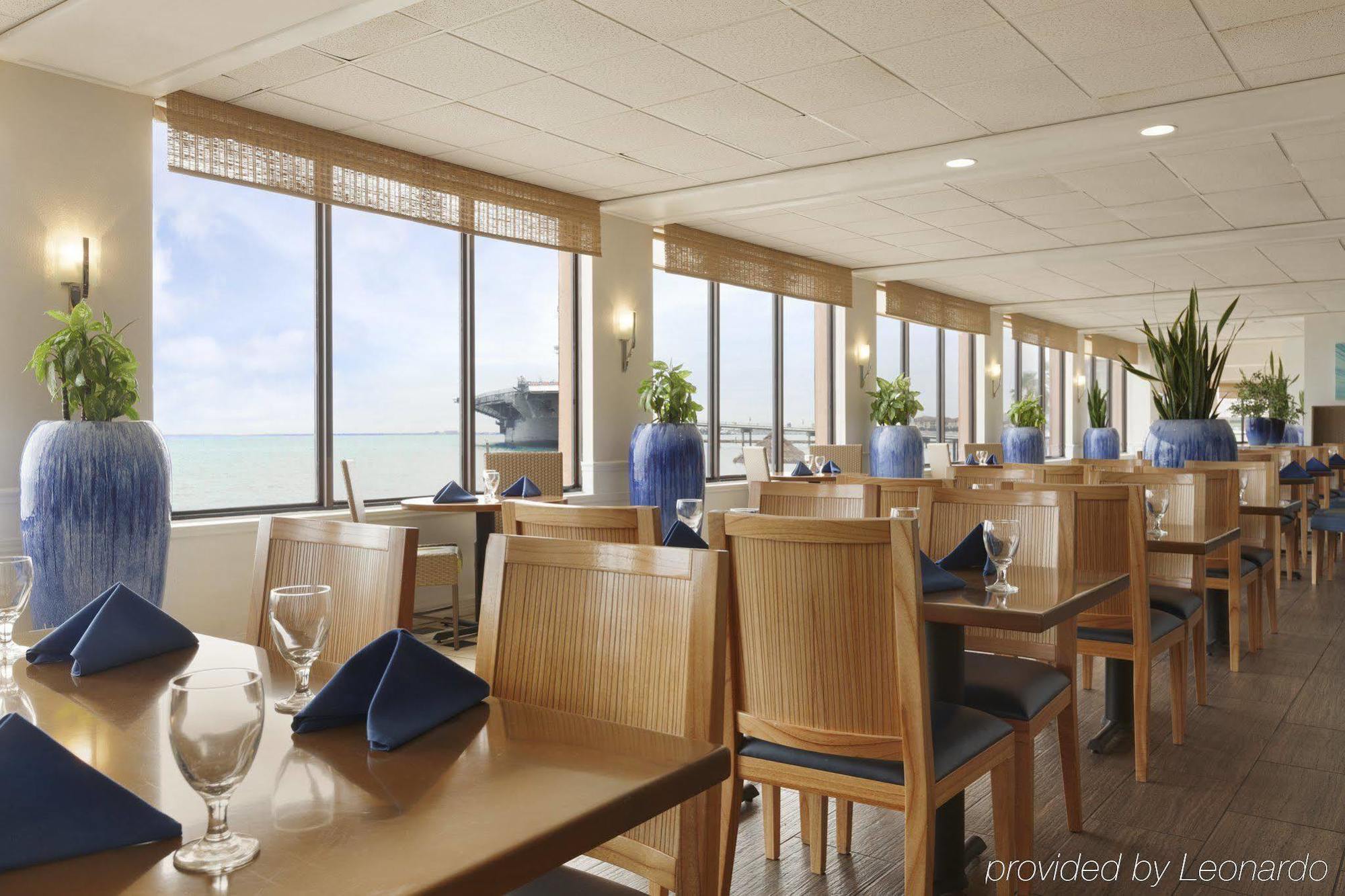 Doubletree By Hilton Corpus Christi Beachfront Exterior photo